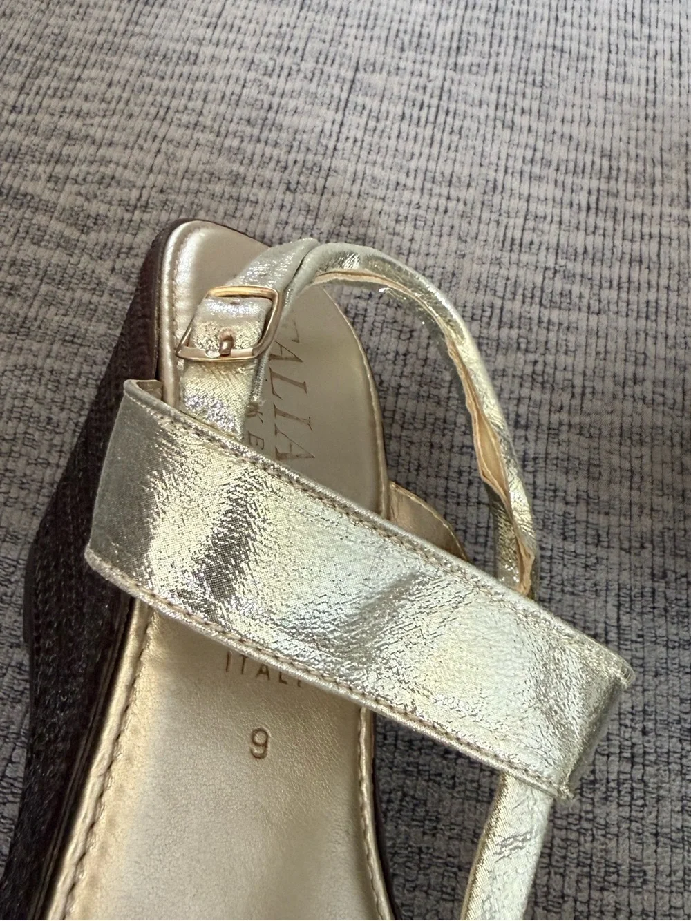Gold and Brown Strapped High Heeled Wedge Sandals by Italian Shoemakers Size 9